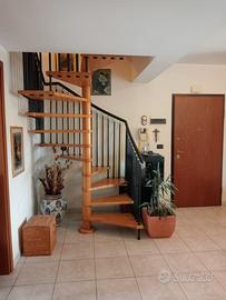 SCALA A CHIOCCIOLA MOBIROLO PER INTERNI