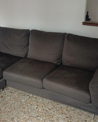 Divano Biel modello axel con penisola