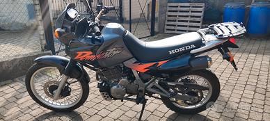honda dominator del 1996