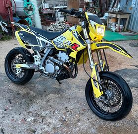 Suzuki DRZ 400 SM