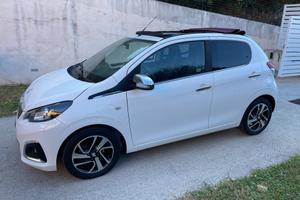 Peugeot 108 PureTech 82 5 porte Allure