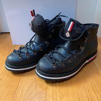 Scarponcino nero moncler