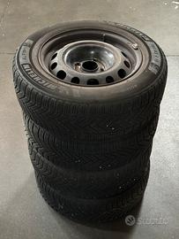 Gomme invernali Michelin Alpin 6 195/65 R15