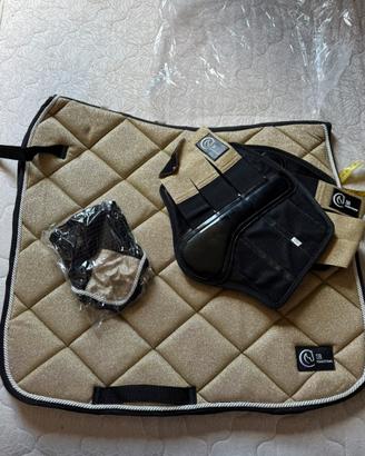 Equitazione set sottosella cuffia stinchiere