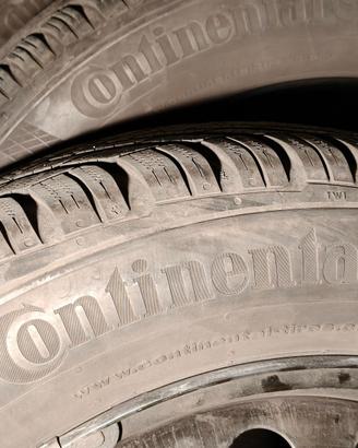 Gomme antineve Continental 205/55 R16T