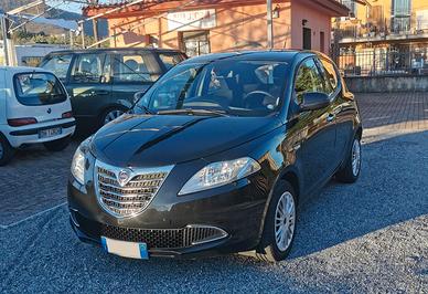 Lancia Ypsilon 1.2 benzina - unico proprietario