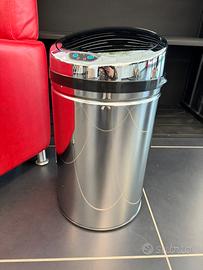 Bidone nuovo con scatola elettrico