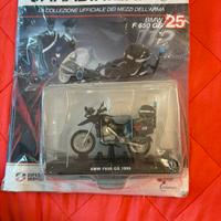 BMW F 650 GS con fascicolo Arma Carabinieri,