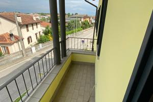 Porzione di bifamiliare ultimo piano con depensanc