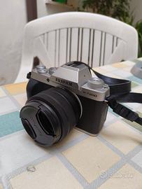 Fujifilm X-T200 + XC 15-45 mm