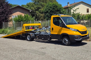 CERC0 carroattrezzi scarrabile, patente C