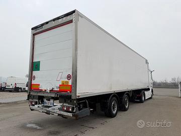 Semirimorchio city tridec lamberet frigorifero con