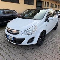 OPEL Corsa 1.2 3 porte b-color