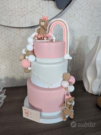 torta scenografica rosa orsetti arcobaleno 