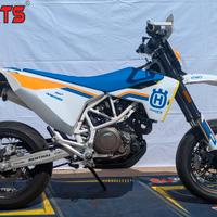 Husqvarna 701 Supermoto 2019 nazionale usata