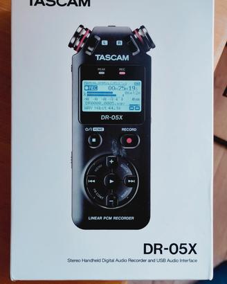 DR-05X Tascam - registratore digitale 
