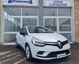 RENAULT Clio dCi 8V 90 CV EDC 5 porte Duel
