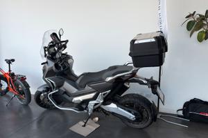 Honda, X-ADV, 750 DCT - 2019 con 2.730 km