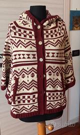 Even&Odd - Mantella in Lana con cappuccio.