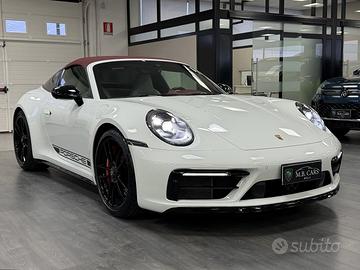 Porsche 911 992 Targa 3.0 4 GTS