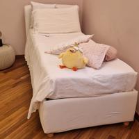 Letto singolo con contenitore materasso e top