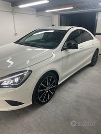 Mercedes CLA 220