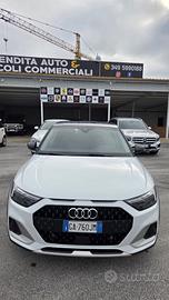 Audi A1 citycarver 30 TFSI S tronic