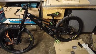 Bici YT 24 Jeffsy Primus