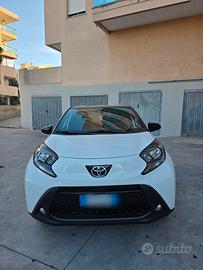 AYGO X 