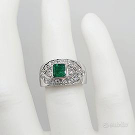 COD.915.25 ANELLO ORO BIANCO 18K 750 SMERALDO