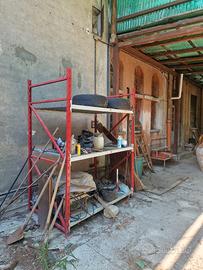 scaffalature industriali 150  euro cadauna
