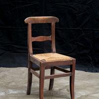Set di quattro sedie rustiche antiche