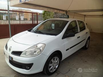 Renault Clio 1.5 dCi 70CV 5 porte 08