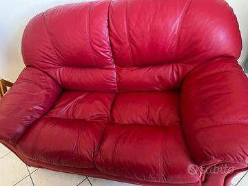 Divano 2 posti rosso in pelle - comodo
