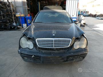 Ricambi usati per MERCEDES C 220 W203 2002