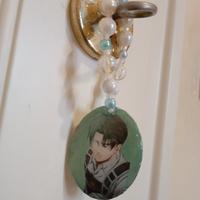 ciondolo levi ackermann 