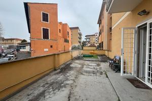 2 LOCALI A ROMA