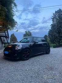 MINI ONE ADATTA PER NEOPATENTATI