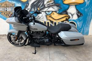 Harley-davidson Touring Road Glide Black trim
