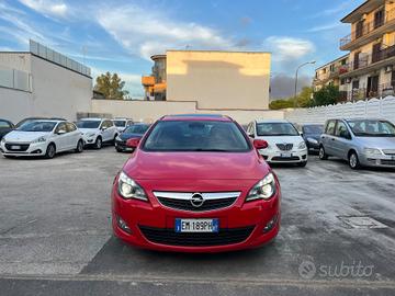 Opel Astra 1.6 Turbo 180CV Sports Tourer Cosmo 201