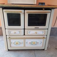 Cucina economica a legna marca Lincar