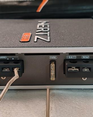 Amplificatore per auto Hertz EP2 usato