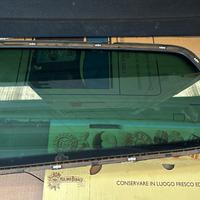 Vetro fisso SX VW Passat B6 SW