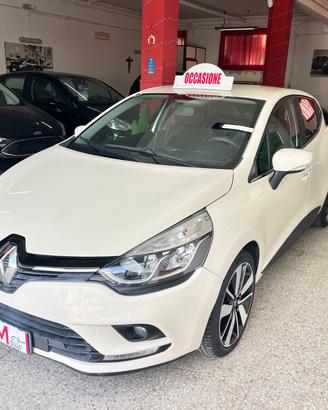 Renault Clio dCi 8V 75 CV 5 porte Duel