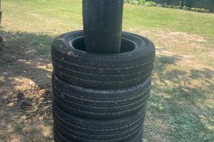 Gomme usate al 90% furgone
