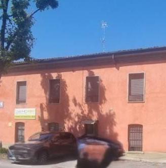 Palazzo / Stabile di 240 m² a Crema