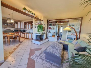 Appartamento di 110 m² con 5 locali e box auto dop