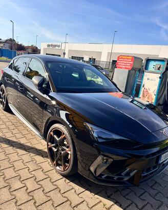 cupra leon 1500 mild Hybrid 