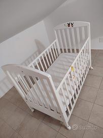 Culla con cassettone compresa di materasso
