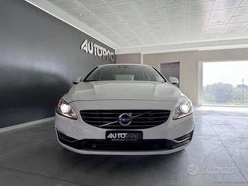 VOLVO V60 D3 Geartronic Business